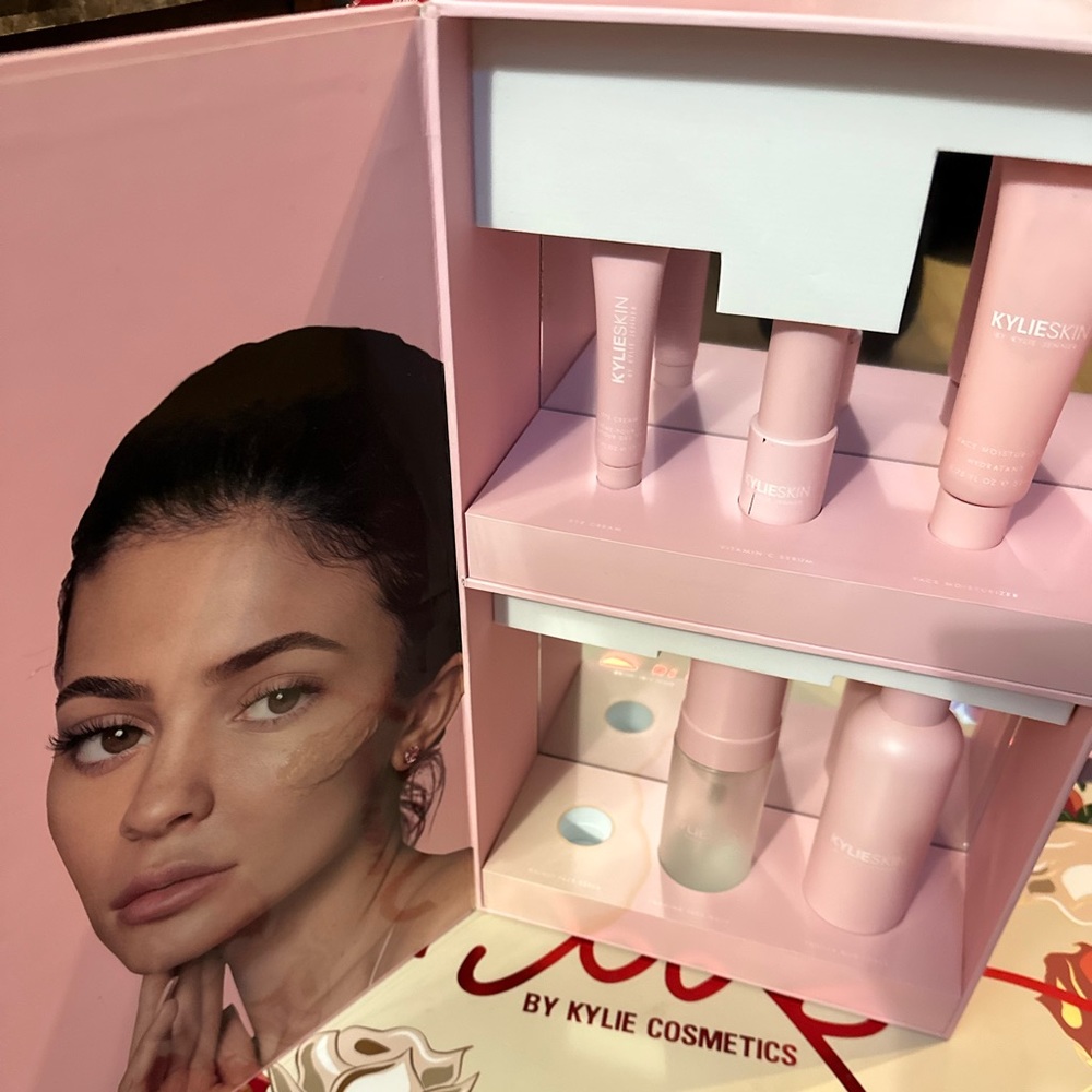 Kylie Skin PR OG Vanity Vault
